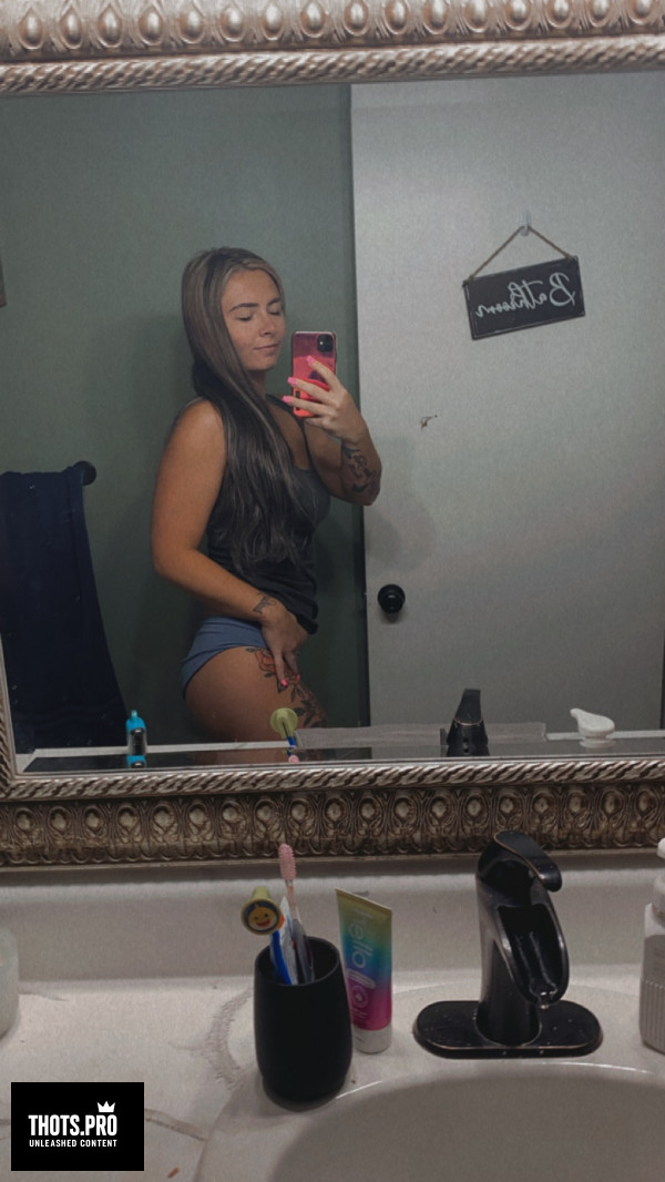 thots.pro - 1748827233b507c2.jpg